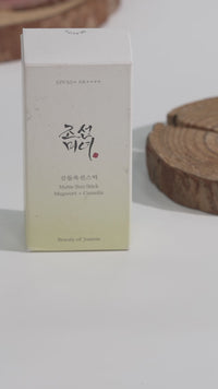 [Beauty of Joseon] Matte sun stick : Mugwort + Camilia 18ml